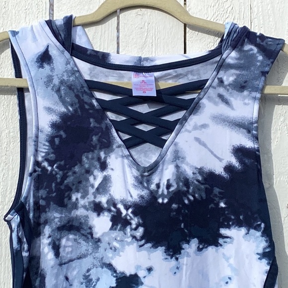 Hoodie Dress - Picture 5 of 11